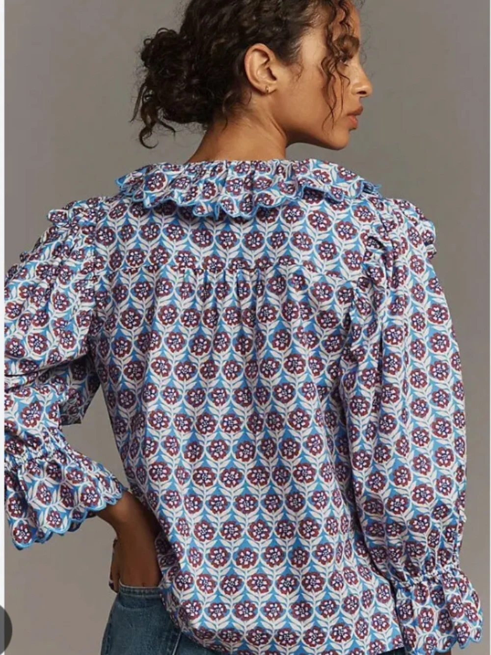 Maeve Scallop V-Neck Blouse - Small